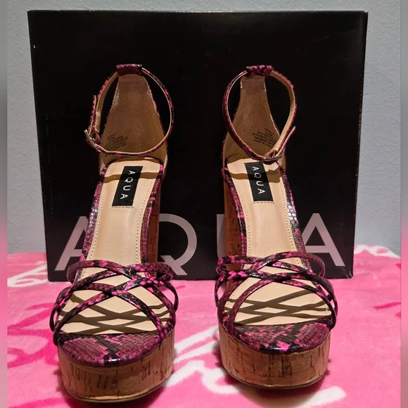 Aqua Women's Pink Snake Platform Cork Like Ankle Strap Heels, Size 6.5M - Picture 3 of 10